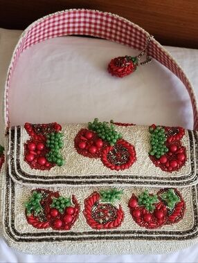 Viral Tomato Tomatoes Beaded Shoulder Bag - Made in India -  New without Tag